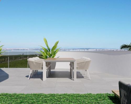 NOWOCZESNY DOM W LOS BALCONES, TORREVIEJA