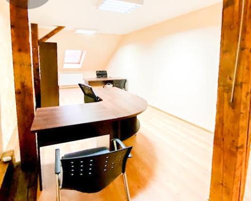 Lokal 173m2 / 4 biura