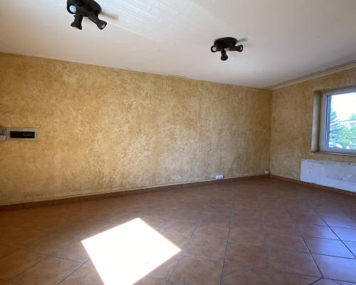 Lokal 84m2 z miejscem parkingowym