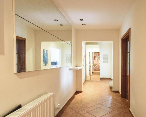 75M2 - 3 POKOJE - PARTER - MIEJSCE PARKINGOWE