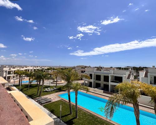APARTAMENTY W LOS BALCONES, TORREVIEJA