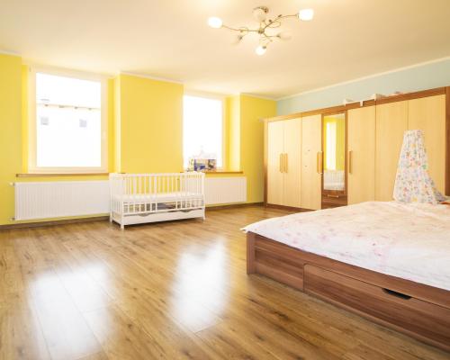 Mieszkanie 174m2 z balkonem 4 pokoje 2 łazienki