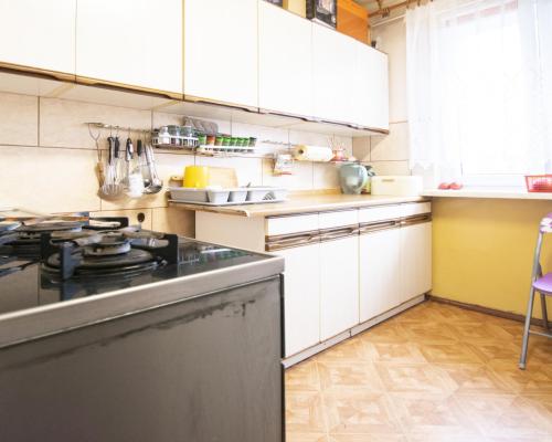 2pokojowe mieszkanie na Osiedlu Młodych z balkonem