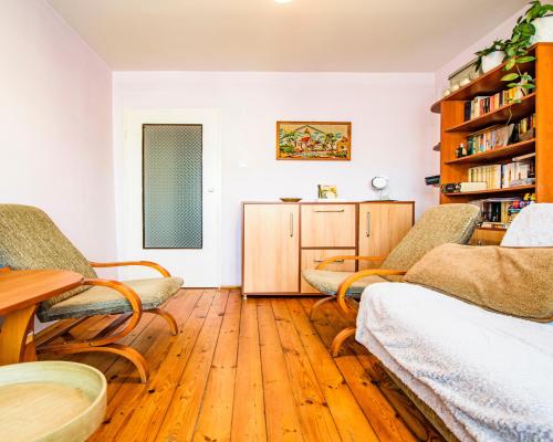 4 POKOJE/ 2 BALKONY/ WIDOK NA GÓRY