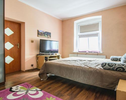 59,2M2/ 2 POKOJE/I PIĘTRO/JAWORZYNA ŚLĄSKA