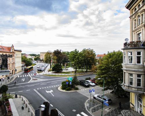 134,6M2/ 5 POKOI/ 2 BALKONY/ BLISKO CENTRUM