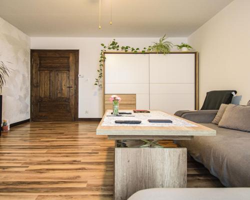 134,6M2/ 5 POKOI/ 2 BALKONY/ BLISKO CENTRUM