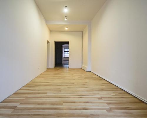 98M2/ 3 POKOJE/ I PIĘTRO/ CENTRUM