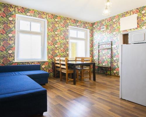 2 pokoje na parterze Świebodzice