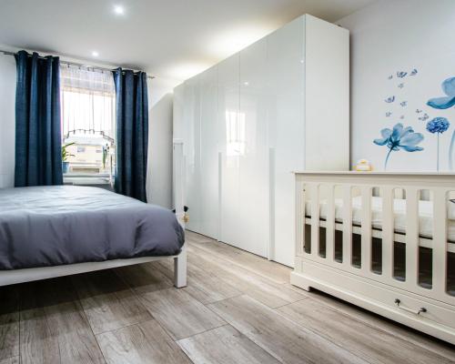 3 POKOJE Z BALKONEM I KLIMATYZACJĄ - NOWY ZAWISZÓW