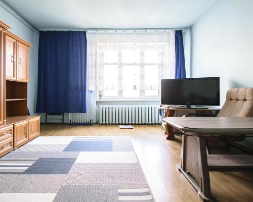 2 POKOJE/ OSOBNA KUCHNIA/ BLISKO CENTRUM