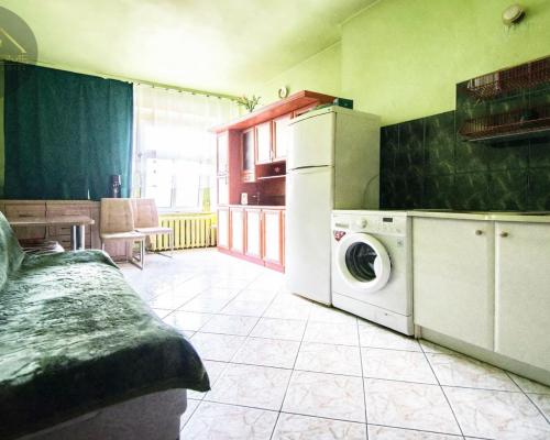 2 POKOJE/ OSOBNA KUCHNIA/ BLISKO CENTRUM