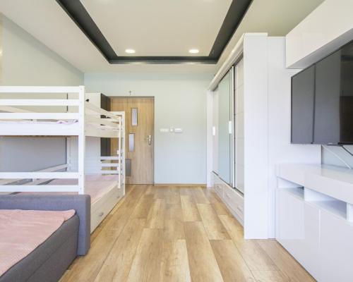 2pokoe, 48m2 z balkonem, 1 piętro