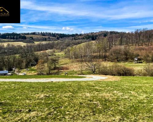 DZIAŁKI Z PIEKNYM WIDOKIEM NA GÓRY