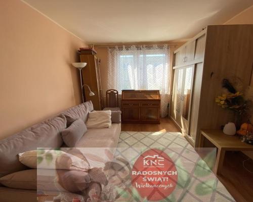 Mieszkanie 3 pokojowe 64 m kw. w Pionkach.