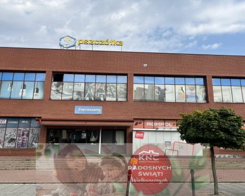 Market budowlano-przemysłowy w centrum Dęblina..