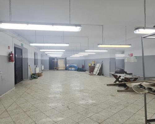 Waleńczów, ul. Częstochowska | Obiekt usługowy