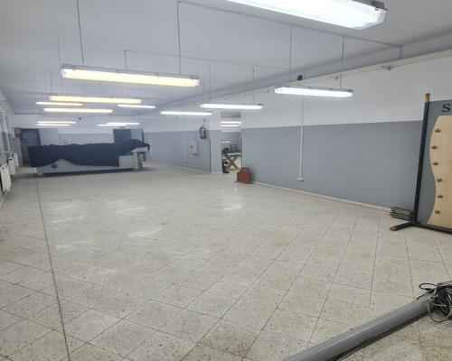 Waleńczów, ul. Częstochowska | Obiekt usługowy