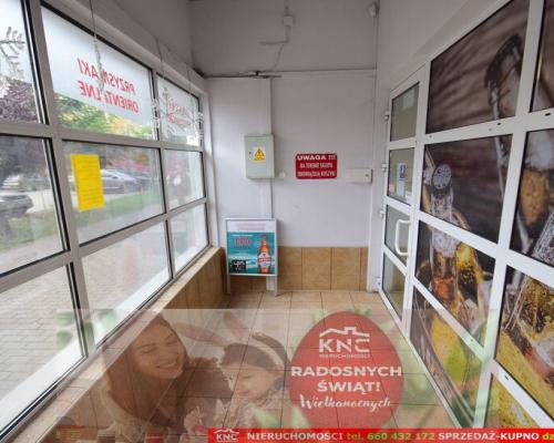Lokal handlowo-usługowy w świetnej lokalizacji.