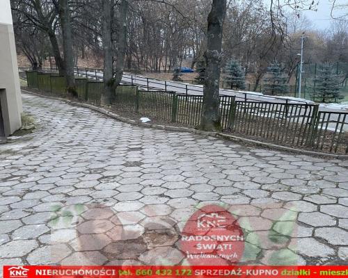 Garaż w budynku ul. Kalinowszczyzna.