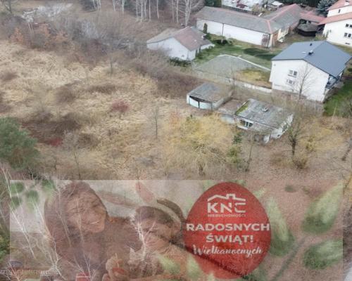 Duża działka z budynkiem we Wsoli blisko Radomia.