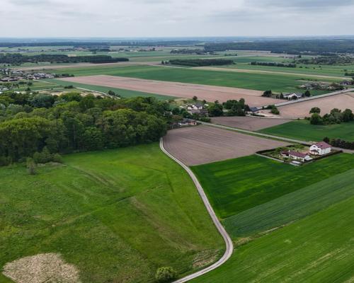 Parzymiechy | Działka w zacisznym miejscu