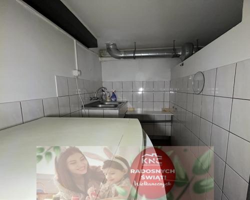 Lokal 75 m2 (wynajem) ul. Kołłątaja w Puławach.