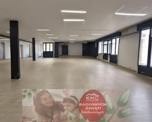 Lokal handlowo-usługowy, 137,6 m2, parter, Czechów