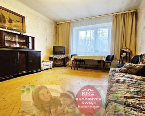 Poniatowa - kawalerka do remontu 32m2