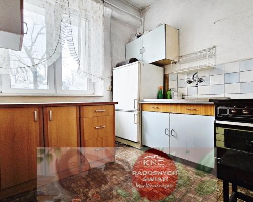 Poniatowa - kawalerka do remontu 32m2