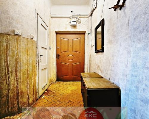 Poniatowa - kawalerka do remontu 32m2