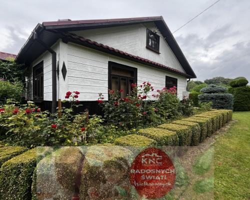 Częstoborowice - Dom z bali z dużą działką