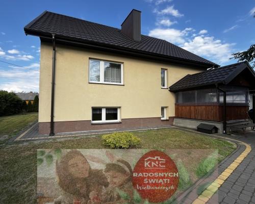 Bielsko- dom z działką, stawem i zabudowaniami