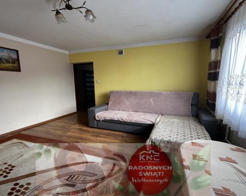 Bielsko- dom z działką, stawem i zabudowaniami