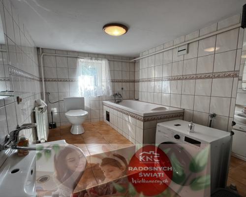 Bielsko- dom z działką, stawem i zabudowaniami