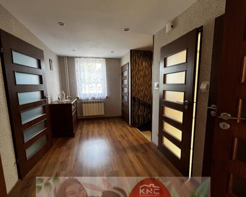 Bielsko- dom z działką, stawem i zabudowaniami