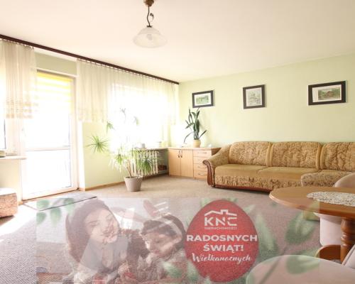 Mieszkanie, Nałęczów,ul. Partyzantów, 3 pokoje, 59m2,  Opis mieszkania: - piętro 3/3- powierzchnia mieszkania: 58,7 m2- salon 2