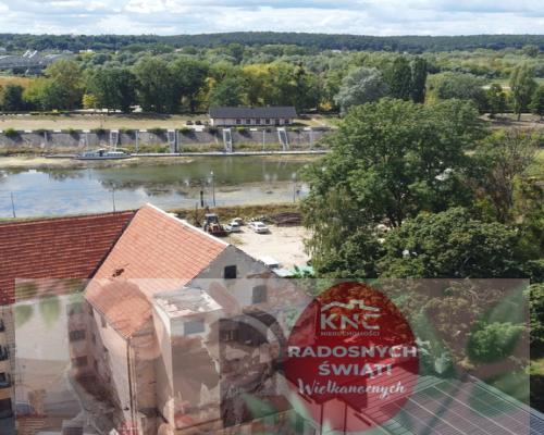 Budynek "Spichlerza" ul. 6 sierpnia w Puławach.