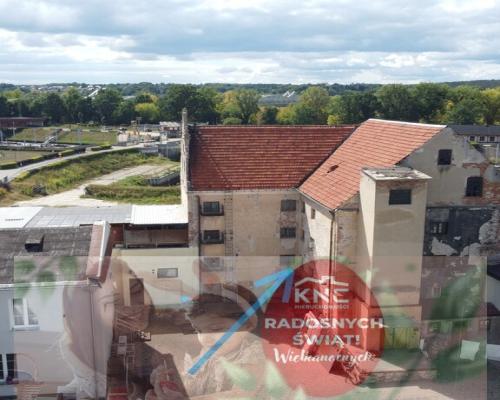 Budynek "Spichlerza" ul. 6 sierpnia w Puławach.