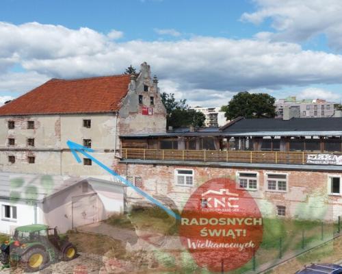 Budynek "Spichlerza" ul. 6 sierpnia w Puławach.