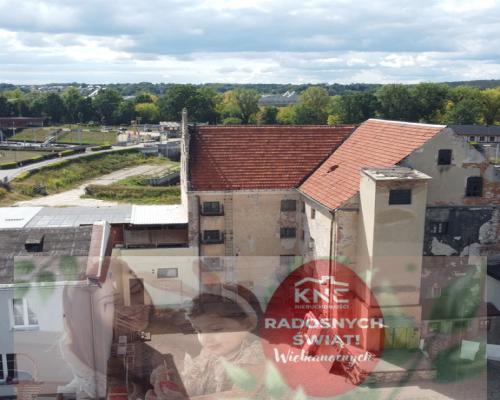 Kompleks budynków przy ul. 6 Sierpnia w Puławach..