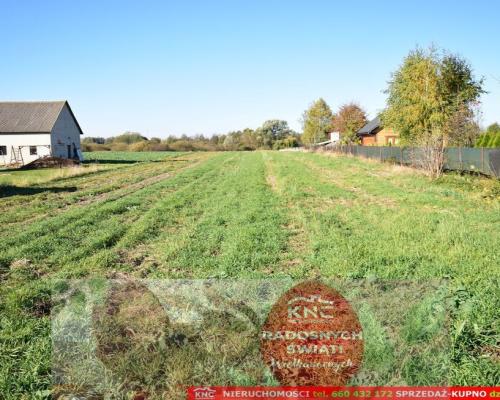 Działka budow.-rolna + łąka. Media 100 % w działce