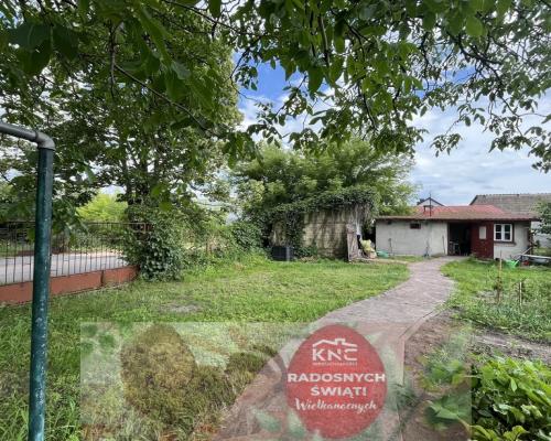 Dom 100 m2 w centrum Gniewoszowa gm. Kozienice.