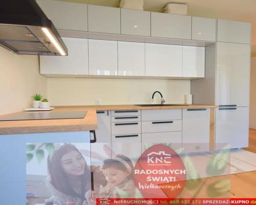 Prestiżowe mieszkanie, wyskoki standard, 2 balkony.