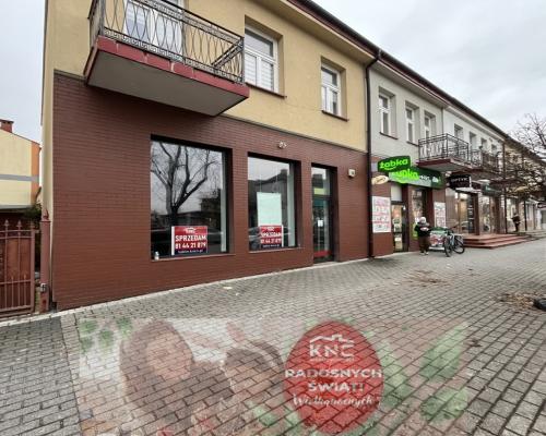 Lokal handlowy 180 m kw.  w centrum Dęblina.