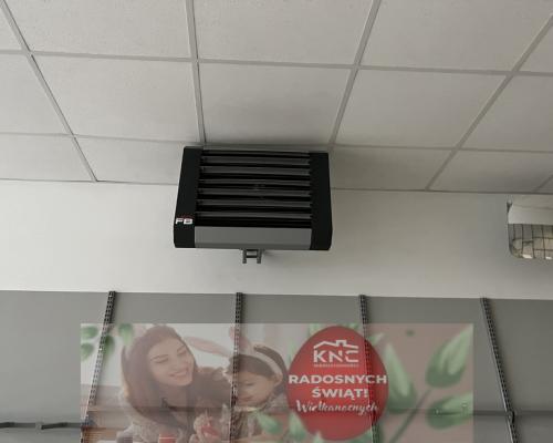 Lokal handlowy 180 m kw.  w centrum Dęblina.