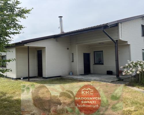 Dom z drewna  w Zielonce Starej pod Zwoleniem.