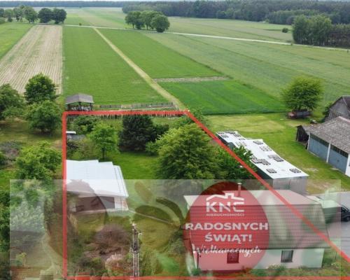 Dom z drewna  w Zielonce Starej pod Zwoleniem.