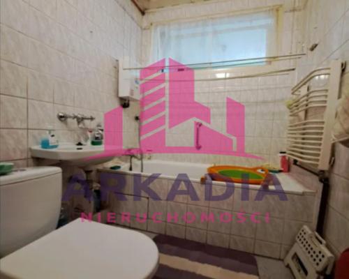 2 pokoje z balkonem ,II piętro 50m2