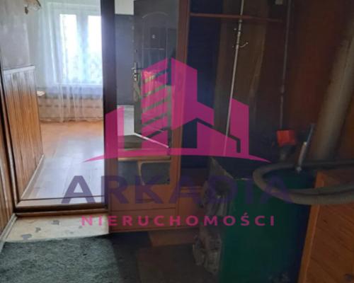 2 pokoje, 25m2 III piętro- Dzierżoniów